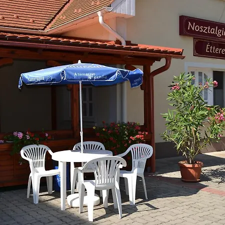 Hotel Nosztalgia 3*